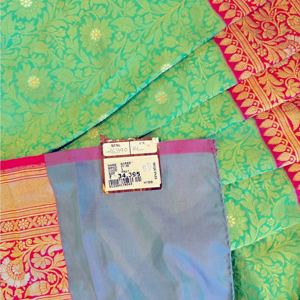 Beautiful Banarasi Pure Silk Saree - Brand New w/Tags - Picture 12 of 14